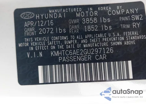 2016 Hyundai Veloster Turbo z USA, uszkodzony, nr VIN KMHTC6AE2GU297126